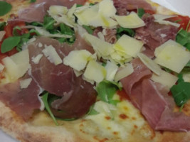 Pizza Pazza Di Sciortino Aldo food