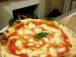 Pizzeria Calos food