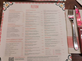 Pizzium Salerno Nourriture