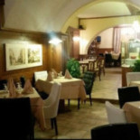 Onomea À l'intérieur