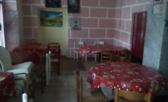 Pizzeria Khaled inside