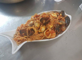 Pizzeria Marechiaro Di Gennaro Vitagliano E C food