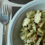 Orso Momo Comida