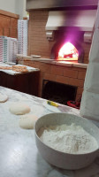 Pizzeria Minerba inside