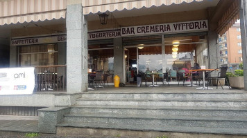 Cremeria Vittoria outside