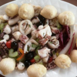 Lo Scoglio food