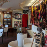 Bibi Pasticceria inside