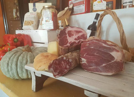 Piccola Osteria Pane E Salame food
