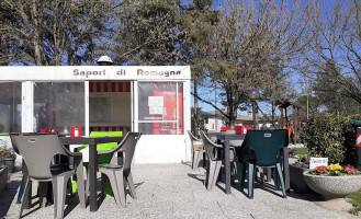 Sapori Di Romagna outside