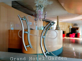 Del Grand Garden inside