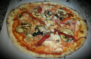 Pizzeria Da Enerina food