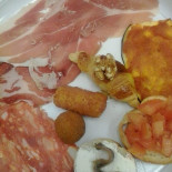 Pazzi Per La Pizza Di Iraci Rosa Cisterna Di Latina food