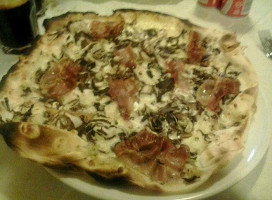 Pizzeria Posto Pubblico food