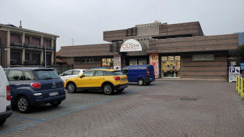 Gelateria Baobab outside