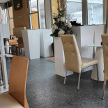 Dion À l'intérieur
