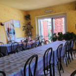 The Black Scorpion À l'intérieur