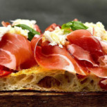 Pizzeggiando Comida