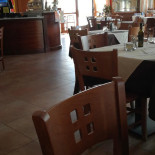 Mo Magno Ristorante Pizzeria Bar À l'intérieur