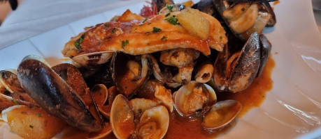 Molo 47 Cucina Tradizionale Di Pesce food