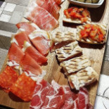 La Piazzetta Wine food