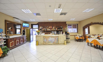 Trattoria Pizzeria La Rustichella inside