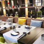 H-sushi À l'intérieur
