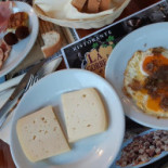 La Gorbe E L'ua Comida