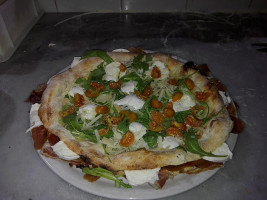 Pizza E Sfizi food