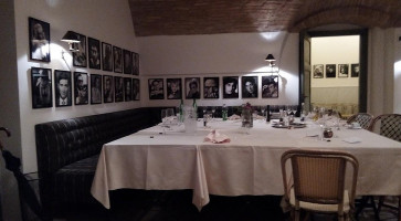 Cinecitta' Bistrot inside