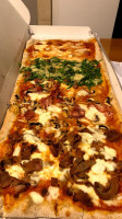 Le Arcate Pizzeria D'asporto food