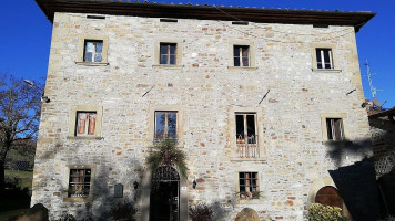 Borgo Faeta Country Relais outside