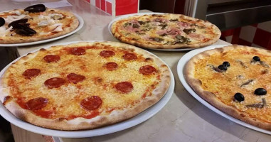 Pizzeria Lanima food