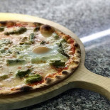 Pizzeria D’asporto Idomi food