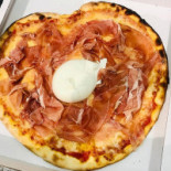 Pizzeria D’asporto Idomi food