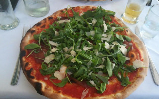 Pizzeria Arcobaleno food