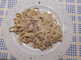 La Parolaccia Di Braciola food