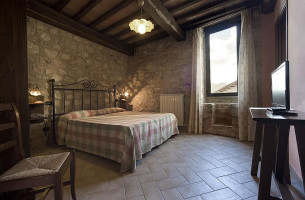 Albergo Roccaranne inside