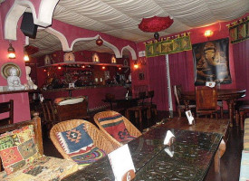 Purr Purr Oriental Pub inside
