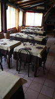 La Collina inside