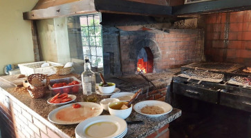 Trattoria Da Capoccione inside