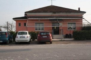 Trattoria Croce Del Gallo outside