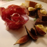 Villa Bisbini food
