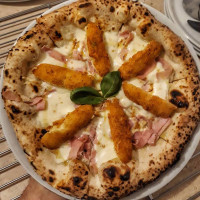 Pizzeria 400 Gradi Elice food