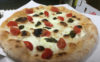 Turbo Pizza Rossano Veneto food