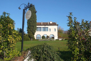 Villa Bassi outside