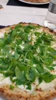 Pizz'elia Di Viara Elia food