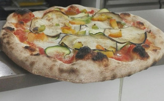 Il Ceccio Pizzeria food