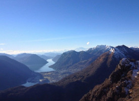 Rifugio Menaggio outside