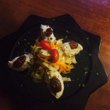Canton Del Vin Bon Nourriture