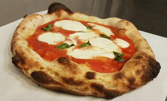 Pizzeria D'asporto Peccati Di Gola food